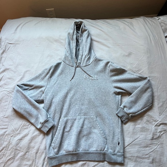 PUMA Hoodie Mens Size Small Gray Embossed Logo Pullover Sweatshirt Activewear - Picture 1 of 14